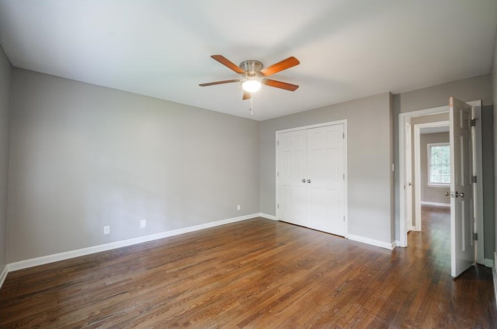 3993 Menlo Dr, Atlanta GA  30340-5117 exterior