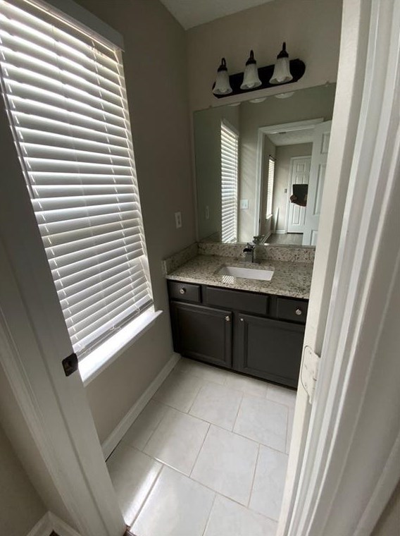 1261 Vintage Pointe Dr, Lawrenceville GA 30044-3277 exterior