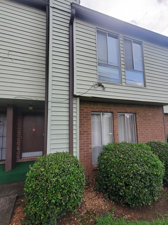 3184 Nectarine Cir, Decatur, GA 30034