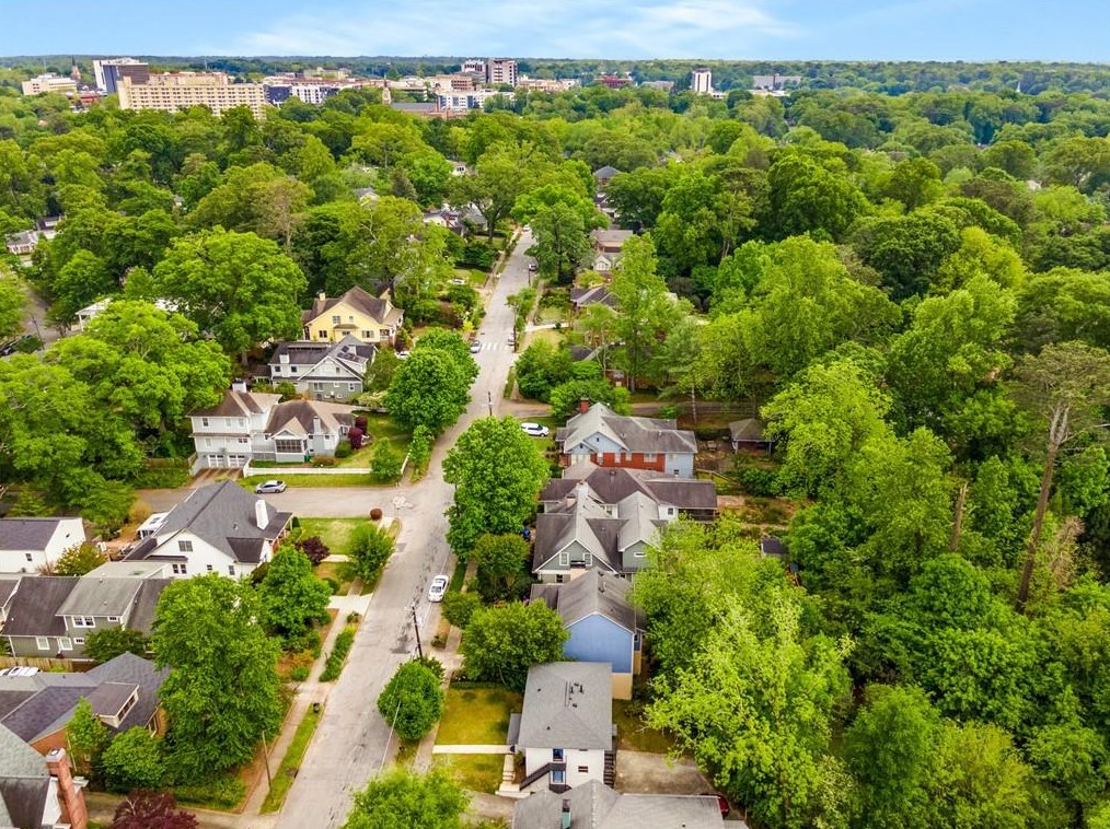 216 Superior Ave, Decatur GA  30030-1815 exterior