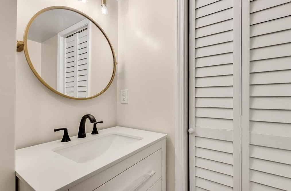 216 Superior Ave, Decatur GA  30030-1815 exterior