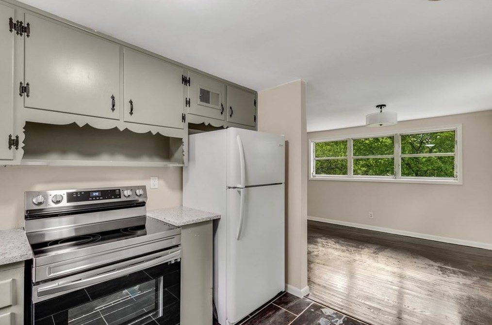 216 Superior Ave, Decatur GA  30030-1815 exterior