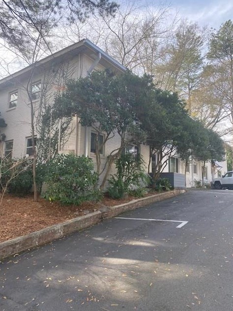 1978 Wellbourne Dr, Atlanta GA  30324-4903 exterior