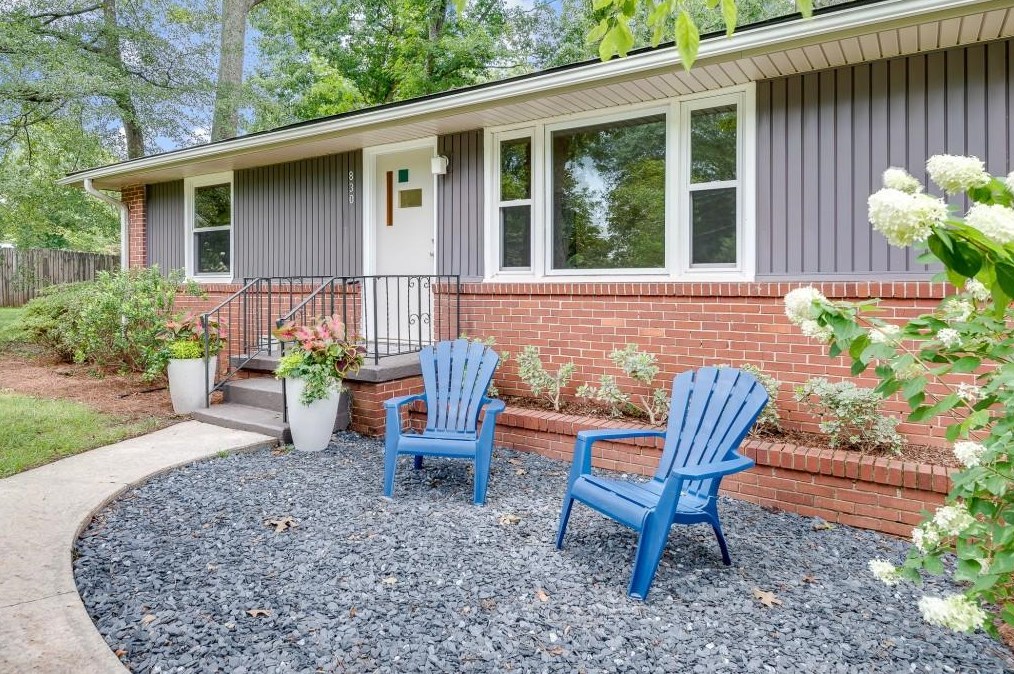 830 Alberson Ct, Decatur, GA 30033