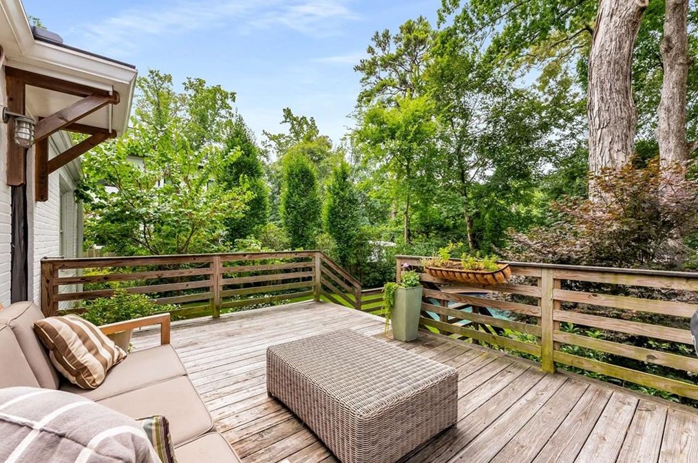 855 Highland Ter, Atlanta GA  30306-3411 exterior