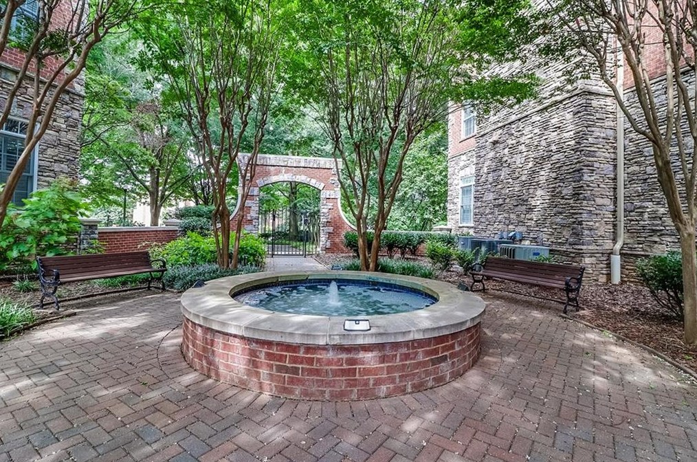 417 Clairemont Ave, Decatur GA  30030-1895 exterior