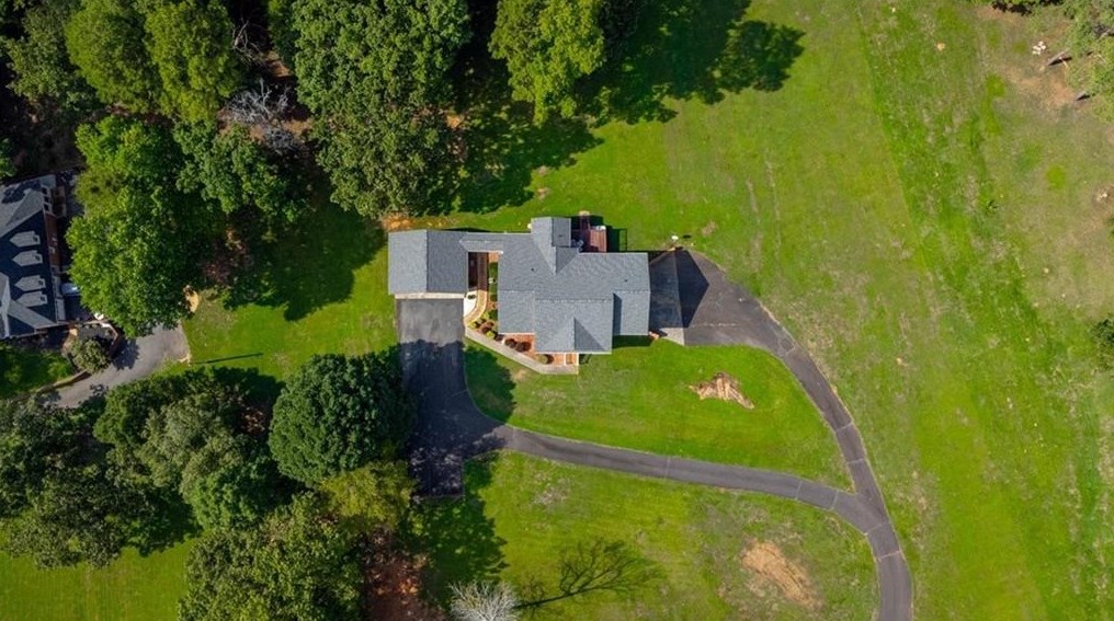 3699 Hwy 140, Rydal, GA 30171