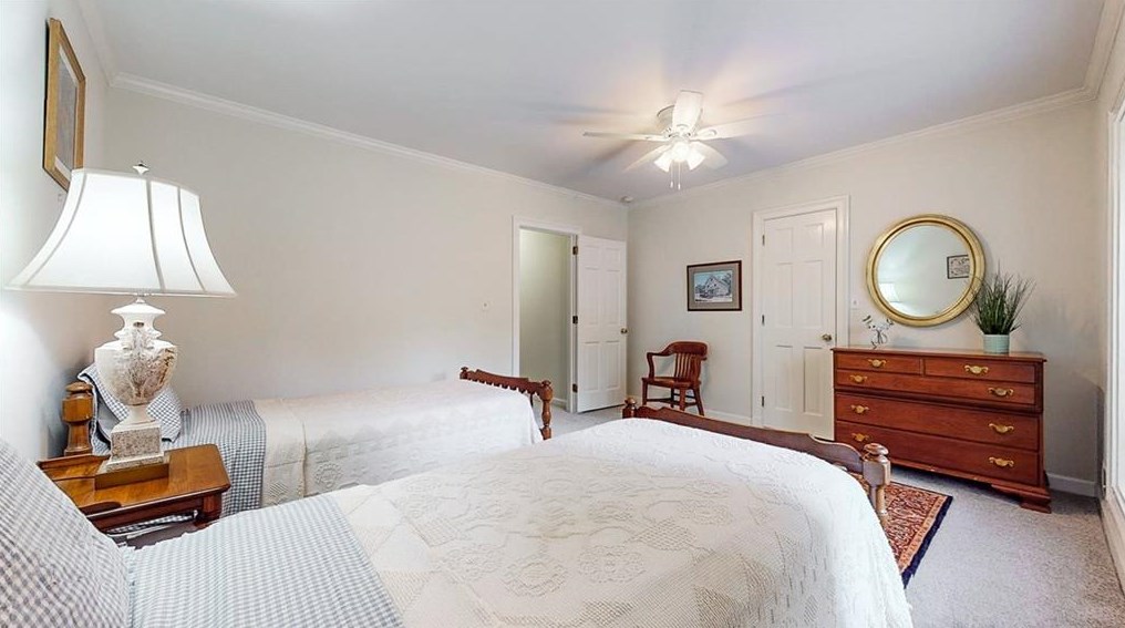 1843 Bedfordshire Dr, Decatur GA  30033-1455 exterior