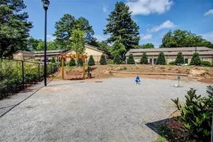 1836 Roswell St, Smyrna, GA 30080 - Photo 26