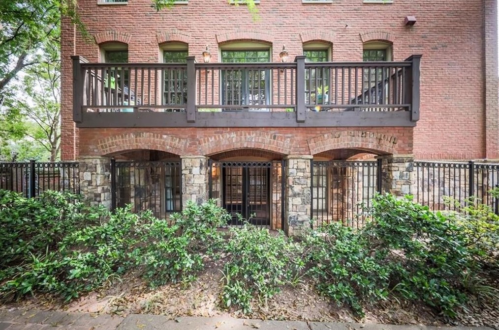 1596 Spring St Se, Smyrna, GA 30080