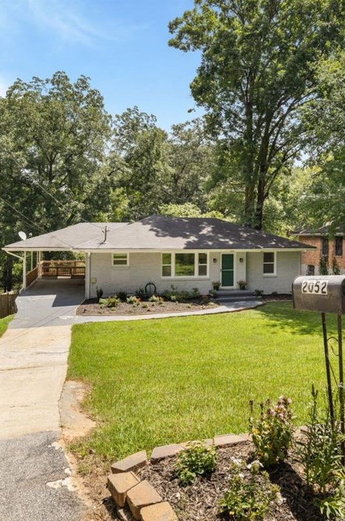 2052 Shamrock Dr, Decatur GA  30032-5953 exterior