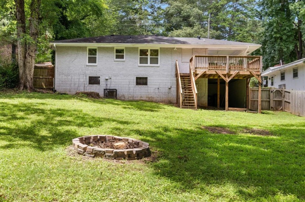 2052 Shamrock Dr, Decatur GA  30032-5953 exterior