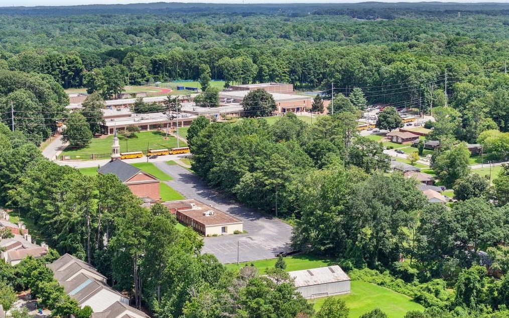 2052 Shamrock Dr, Decatur GA  30032-5953 exterior