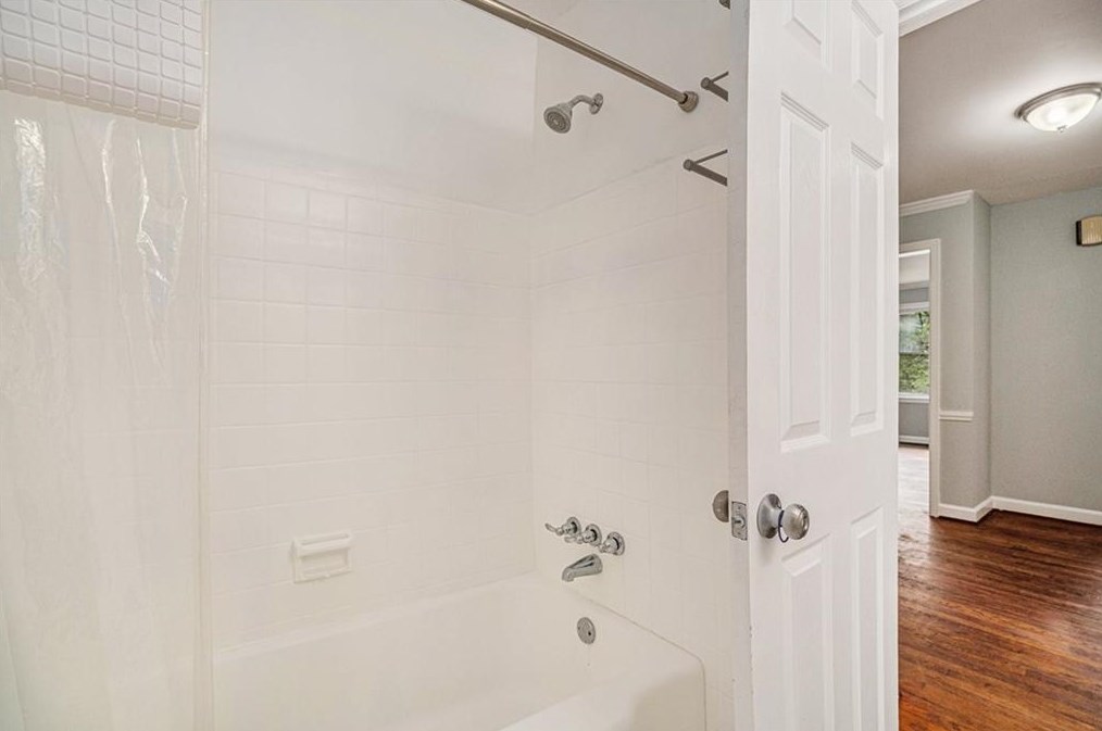 307 Ansley St, Decatur GA  30030-5215 exterior