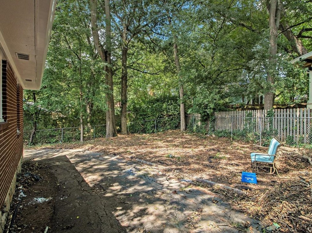 307 Ansley St, Decatur GA  30030-5215 exterior