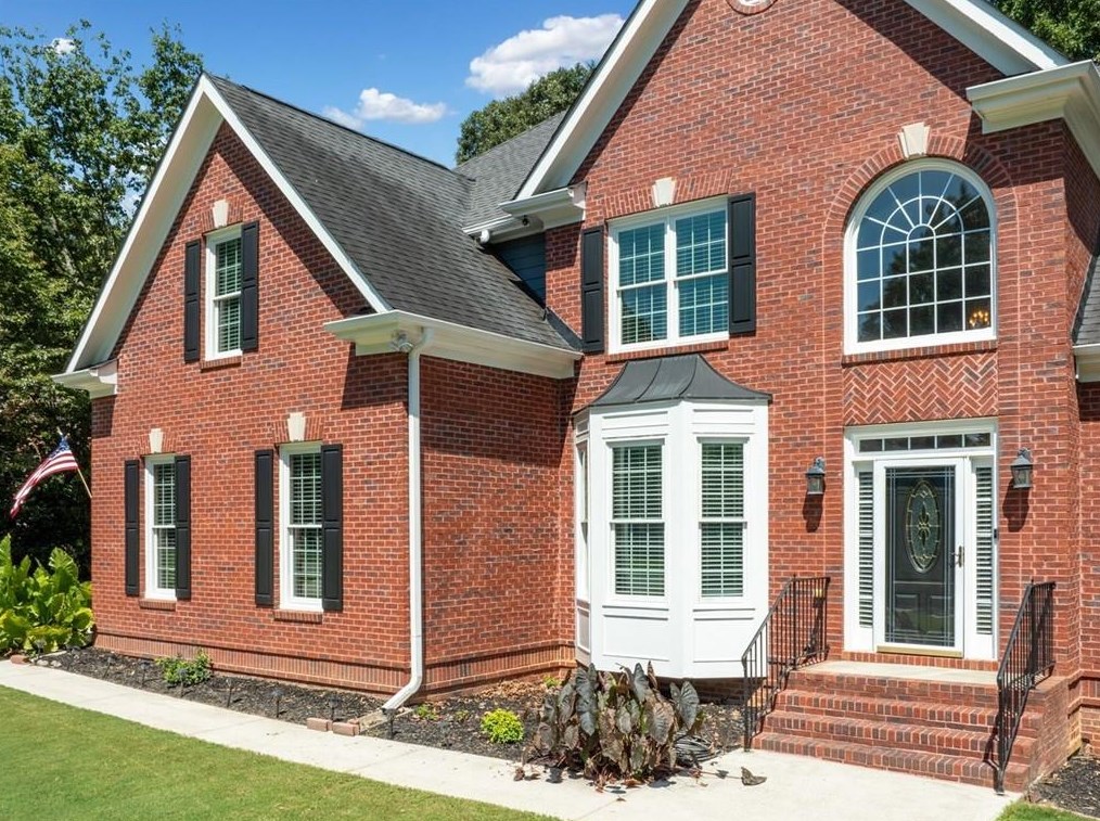 3465 Lake Seminole Dr, Buford, GA 30519-3767