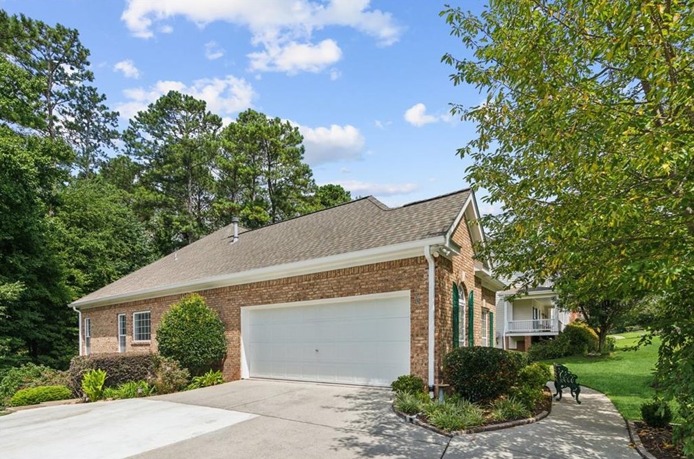 5817 Wembley Dr, Douglasville, GA 30135-1878