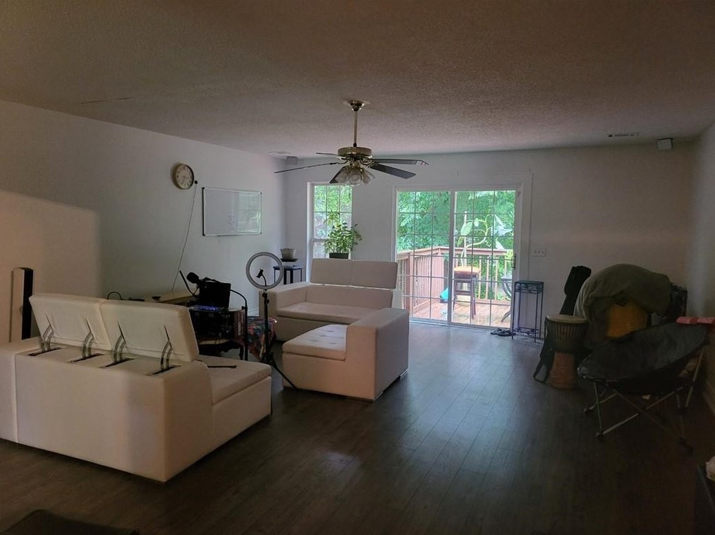 783 Riverview Ln, Winder, GA 30680-3144
