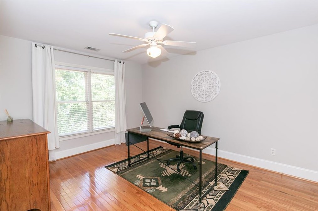 2493 Manor Walk, Decatur GA  30030-1654 exterior