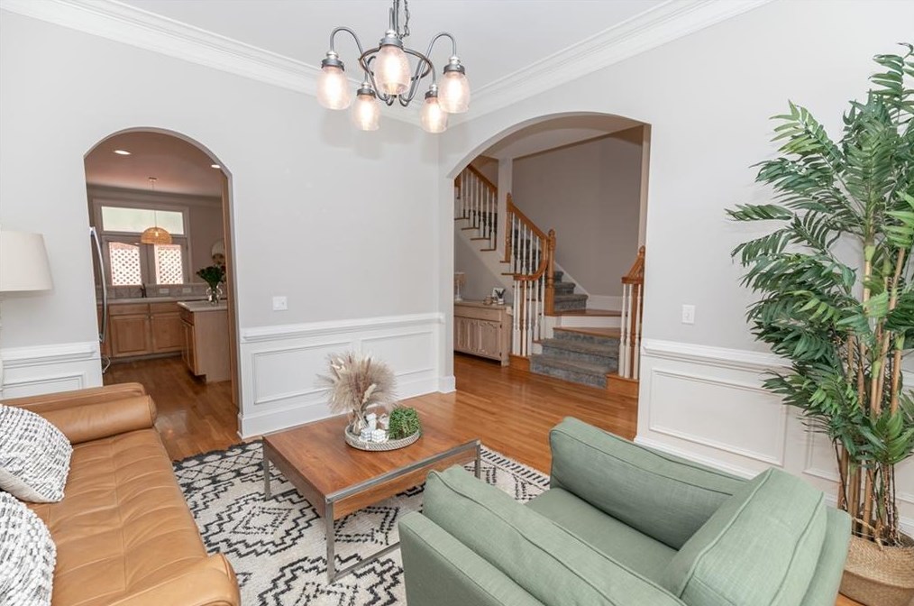 2493 Manor Walk, Decatur GA  30030-1654 exterior