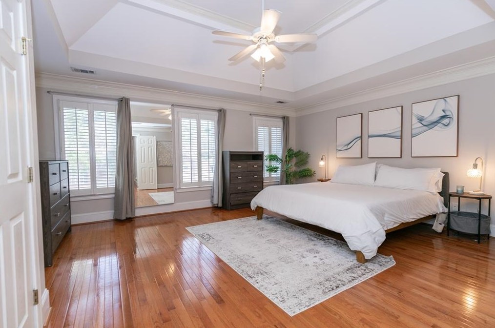 2493 Manor Walk, Decatur GA  30030-1654 exterior