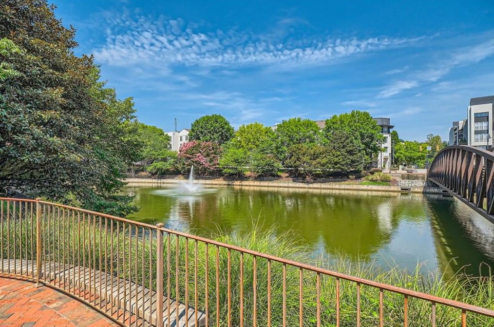 400 17th St, Atlanta GA  30363-1045 exterior