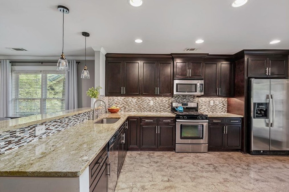 1727 Flat Shoals Rd, Atlanta GA  30349-6173 exterior