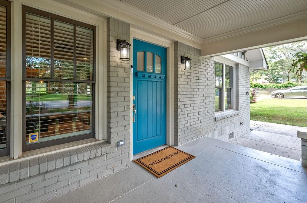 1727 Flat Shoals Rd, Atlanta GA  30349-6173 exterior