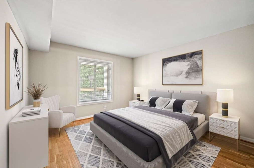 573 Emory Oaks Way, Decatur, GA 30033