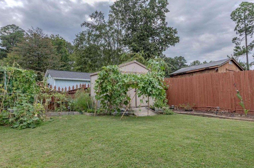 44 Amberwood Trl, Rome GA  30165-9782 exterior