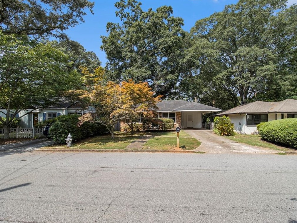 226 Sisson Ave, Atlanta GA  30317-1422 exterior