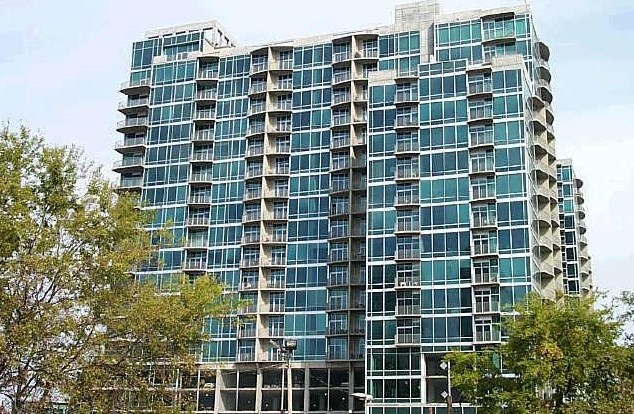 923 Peachtree St, Atlanta GA  30309-4458 exterior