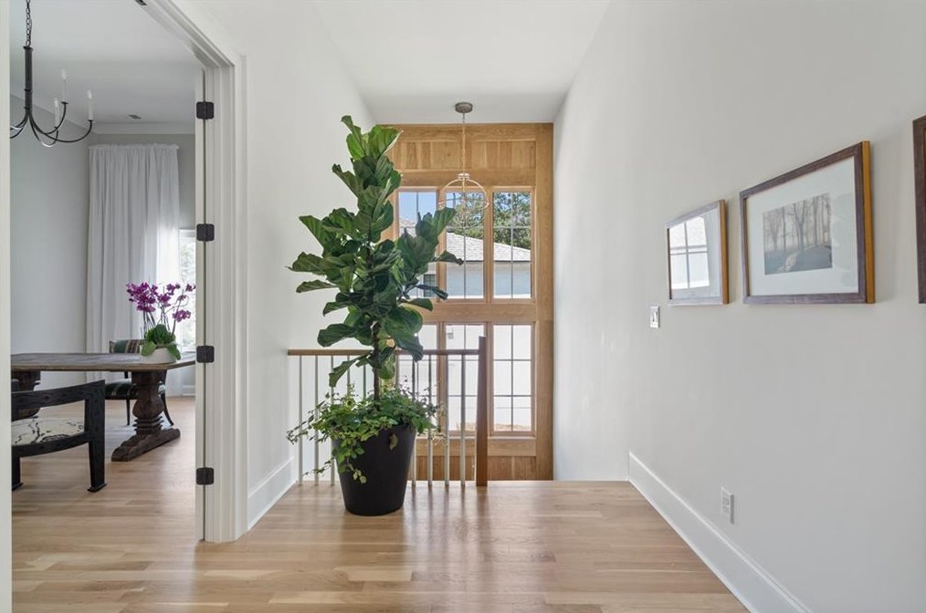 679 Moores Mill Rd, Atlanta GA  30327-0015 exterior