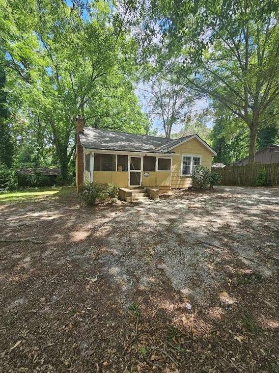 213 Mobley Cir, Monroe, GA 30655