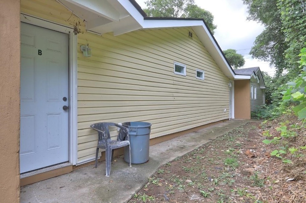 1187 Mcdaniel St, Atlanta GA  30310-3655 exterior
