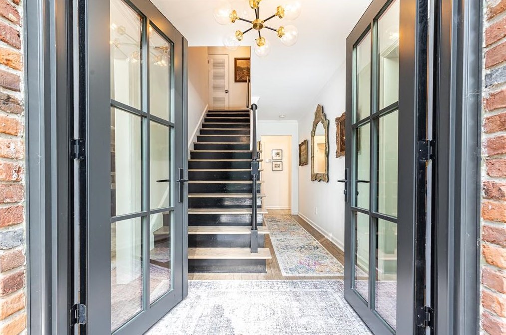7220 Twin Branch Rd, Atlanta, GA 30328-1746