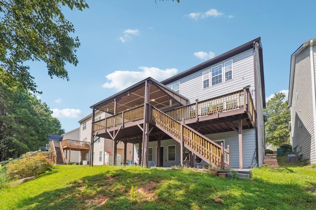 6204 Mimosa Cir, Tucker GA 30084-1945 exterior