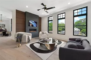 8200 Main Street S, Woodstock, GA 30188 - Photo 4