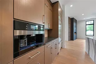 8200 Main Street S, Woodstock, GA 30188 - Photo 26