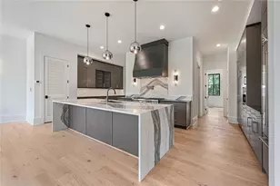 8200 Main Street S, Woodstock, GA 30188 - Photo 16