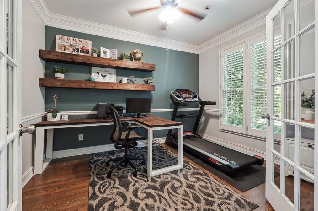 500 Fountain Oaks Way, Atlanta GA  30342-2576 exterior