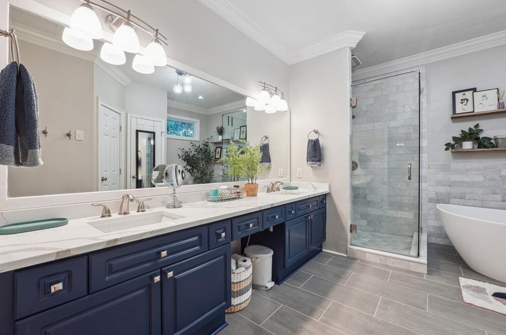 500 Fountain Oaks Way, Atlanta GA  30342-2576 exterior