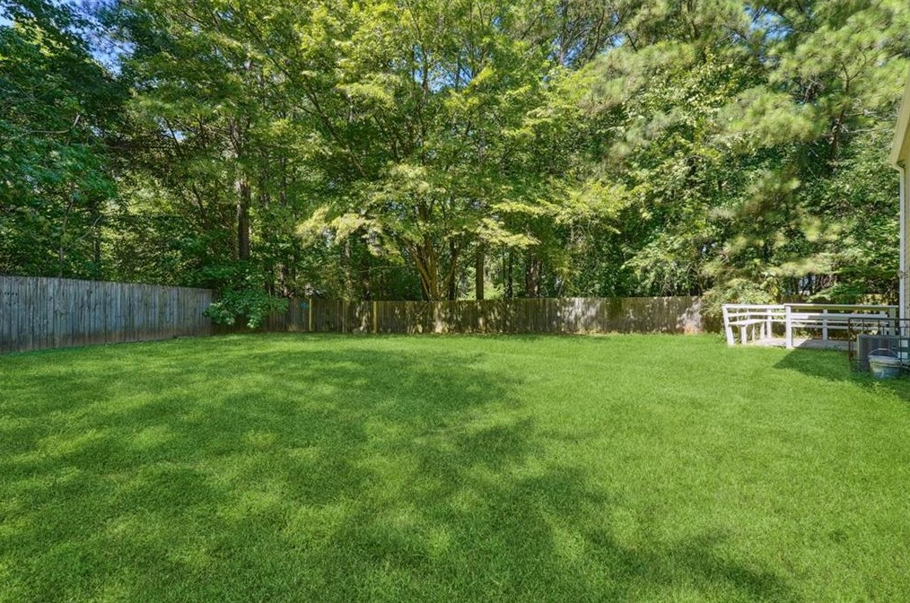 6223 Marbut Farms Ln, Lithonia GA 30058-8977 exterior