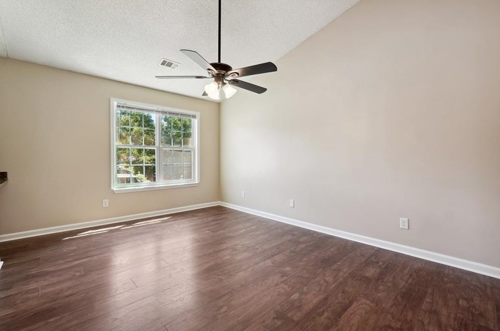 6223 Marbut Farms Ln, Lithonia GA 30058-8977 exterior