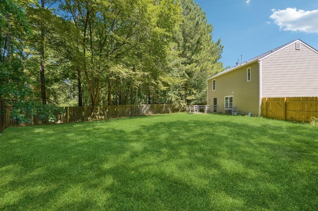 6223 Marbut Farms Ln, Lithonia GA 30058-8977 exterior