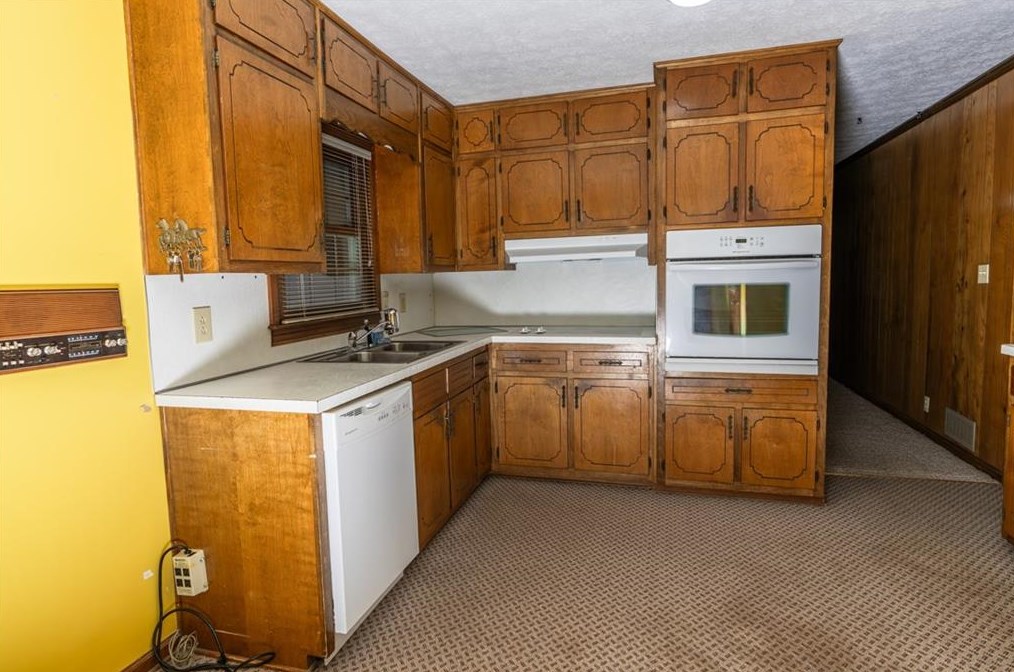 5201 Paul Cir, Conyers GA  30094-4813 exterior