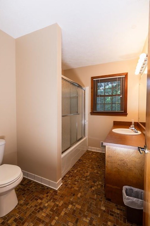 5201 Paul Cir, Conyers GA  30094-4813 exterior