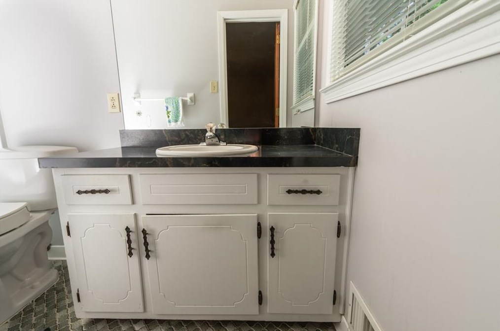 5201 Paul Cir, Conyers GA  30094-4813 exterior