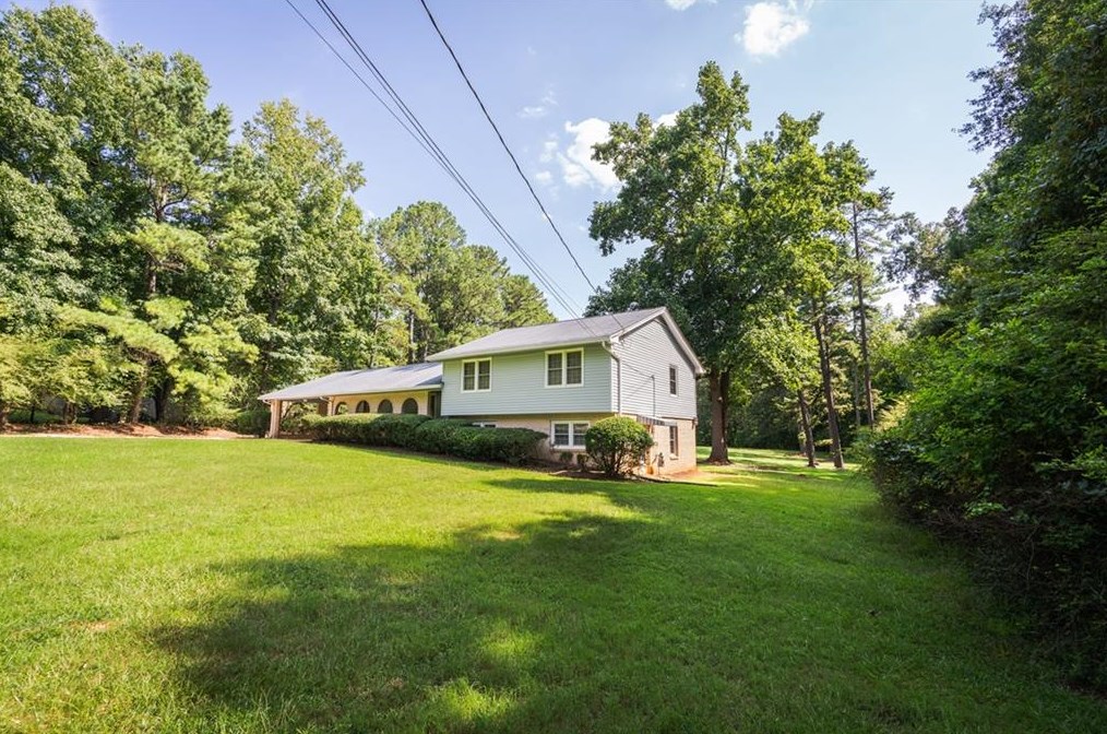 5201 Paul Cir, Conyers GA  30094-4813 exterior