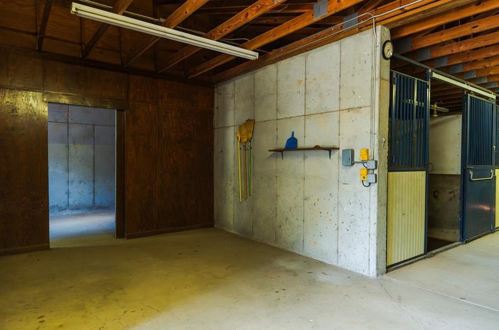 5201 Paul Cir, Conyers GA  30094-4813 exterior